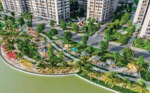 Dân Thủ đô “bỏ phố ra biển” tận hưởng cuộc sống