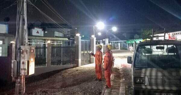 Vụ lấp cả trụ điện khu san nền sân bay Long Thành: Nối điện tạm thời cho hơn 70 hộ dân