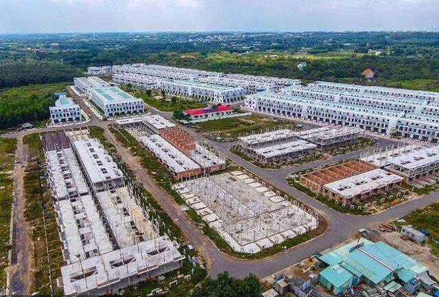 Vụ 500 căn biệt thự ở Đồng Nai: Những ai bị “gọi tên”?