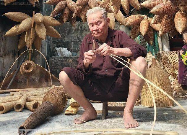 Tôm đi chạng vạng, cá đi rạng đông 5 Tôm đi chạng vạng, cá đi rạng đông