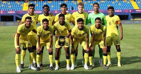 Báo Malaysia: ‘Cầu thủ U22 Việt Nam đá rất tiểu xảo’