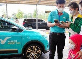 Taxi, xe buýt điện ngày càng được người dân ưa chuộng