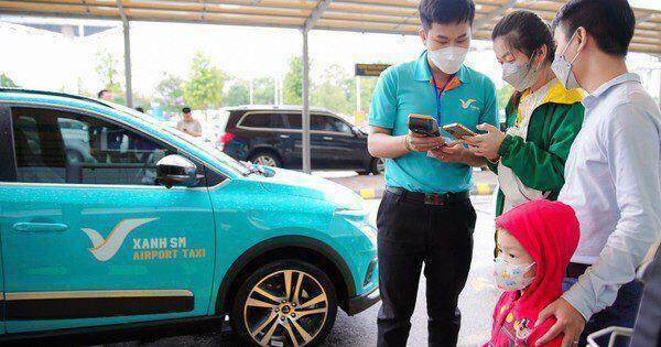 Taxi, xe buýt điện ngày càng được người dân ưa chuộng