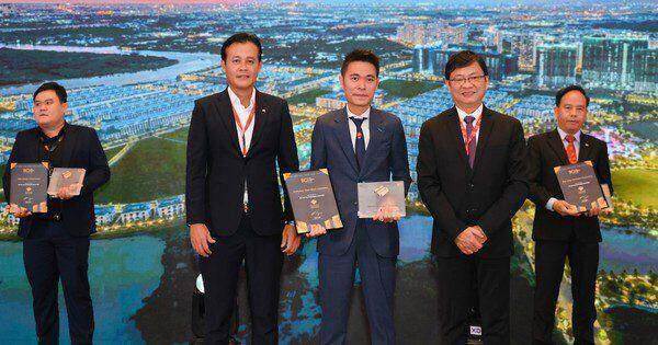 Vinhomes đạt Top 10 chủ đầu tư hàng đầu Việt Nam tại BCI Asia Awards