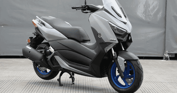 Xe tay ga Trung Quốc giá gần 50 triệu đồng, thiết kế giống Yamaha XMAX 250 5 Xe tay ga Trung Quốc giá gần 50 triệu đồng, thiết kế giống Yamaha XMAX 250