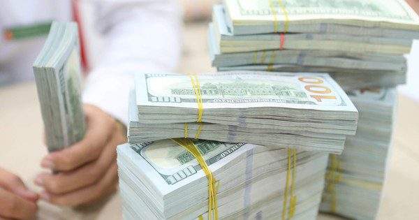 Đô la Mỹ tự do giảm giá