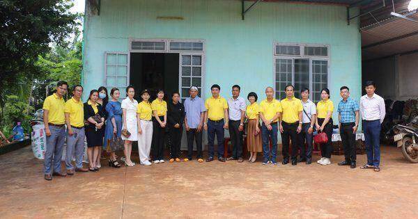Hội doanh nhân TP Buôn Ma Thuột:Gặp mặt các cơ quan báo chí và hỗ trợ nạn nhân vụ tấn công trụ sở xã