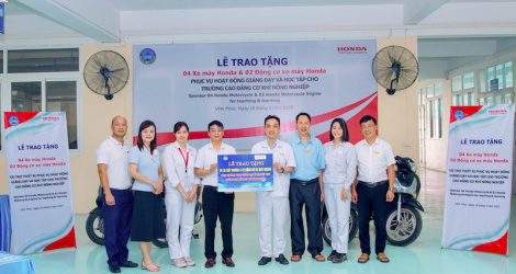 Honda Việt Nam tặng ô tô, xe máy và động cơ xe máy cho hơn 30 trường nghề