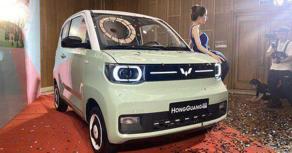 Ô tô điện 'tí hon' Wuling Mini EV giá từ 239 triệu đồng tại Việt Nam