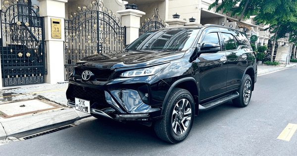 Toyota Fortuner Legender ‘mất giá’ hơn 350 triệu đồng sau 1 năm sử dụng