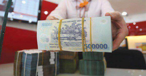 Ngân hàng đua nhau giảm lãi suất