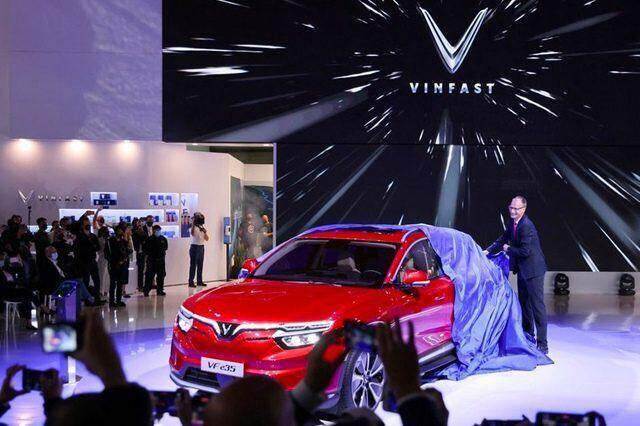 VinFast sẽ “đền tiền” cho khách hàng nếu xe bị lỗi