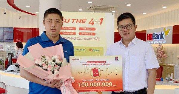 HDBank trao thưởng gần 1 tỷ đồng cho khách hàng may mắn trong chương trình “Mở Siêu Thẻ