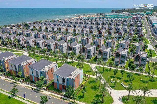Hòa Bình nhận sản phẩm bất động sản từ Novaland Group