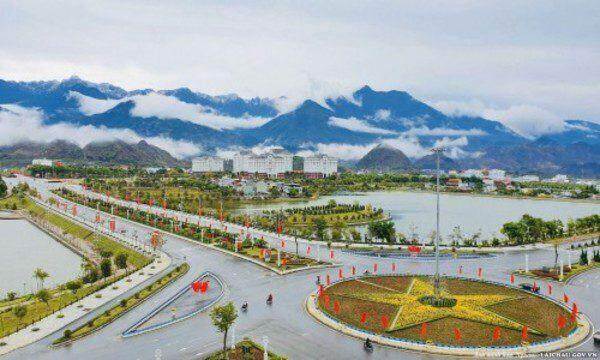Không bắt buộc sắp xếp đơn vị hành chính cấp huyện, xã có yếu tố đặc thù