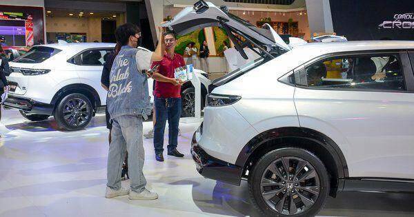 Những chính sách mới liên quan đến ô tô có hiệu lực từ tháng 7.2023
