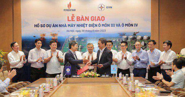 Petrovietnam tiếp nhận bàn giao hồ sơ Dự án Nhà máy Nhiệt điện Ô Môn III và Ô Môn IV