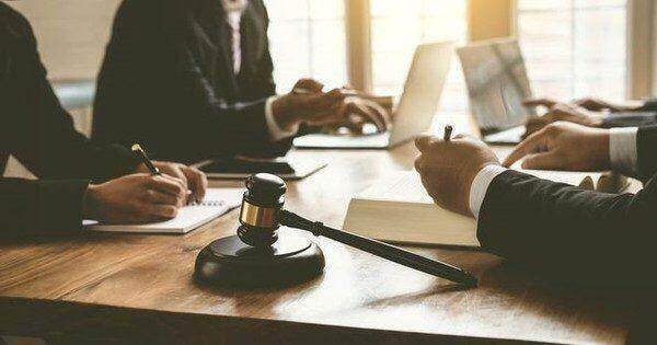 Tôi không biết phải làm sao để giấu số tiền này đi