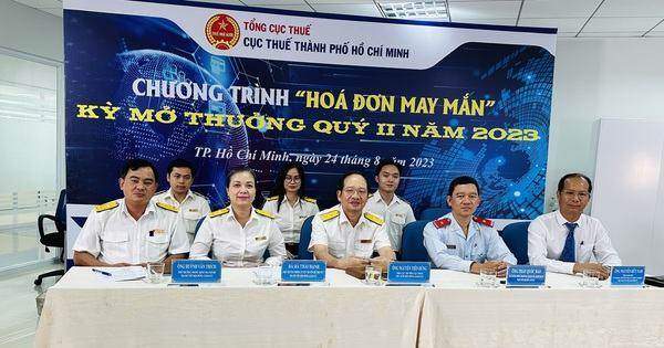 Cục Thuế TP.HCM tìm ra 14 hóa đơn điện tử may mắn trúng 185 triệu đồng