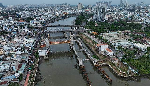 Dự án chống ngập 10.000 tỷ đồng của TP.HCM bị dừng: Trình Thủ tướng 2 phương án