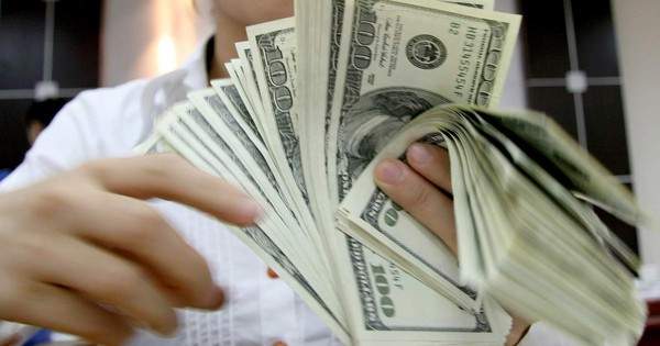 Giá USD hôm nay 18.8.2023: Giảm mạnh