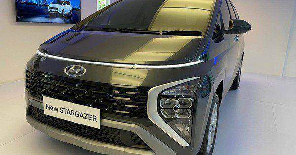 Hyundai Stargazer 2023 bổ sung phanh tay điện tử, 'đấu' Mitsubishi Xpander