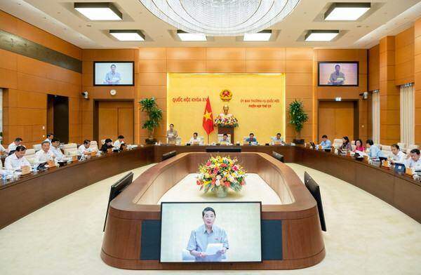 Không bổ sung nước khoáng và nước th