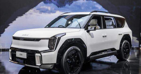 Kia EV9 giá gấp đôi VinFast VF 9 khi về tới Đông Nam Á