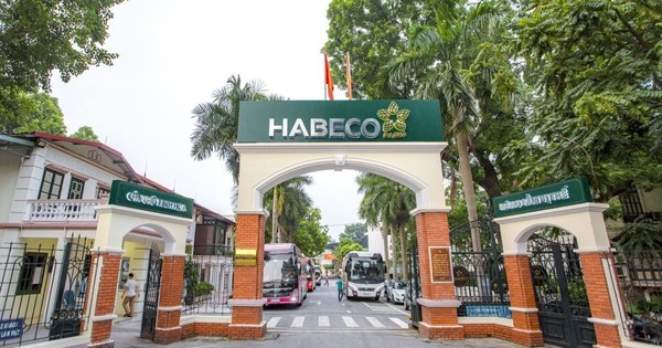 Nhà máy Bia Hà Nội, Công ty Thuốc lá Thăng Long phải di dời khỏi nội đô
