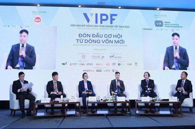 Việt Nam cần làm gì để thu hút những "gã khổng lồ" công nghệ trên thế giới?