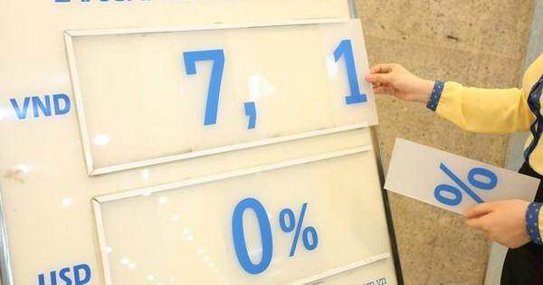 Một ngân hàng giảm lần thứ 5 trong chưa đầy nửa tháng, mức trên 7% ngày càng hiếm