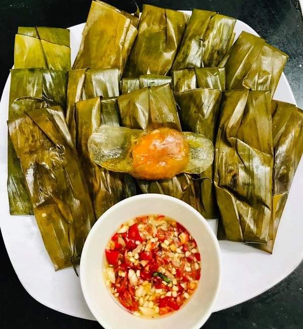 Bánh bột lọc, bọc tình quê!