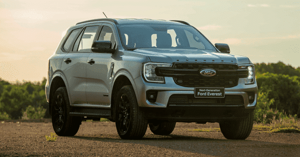 Ford Everest lại bị triệu hồi do bộ lọc khí thải