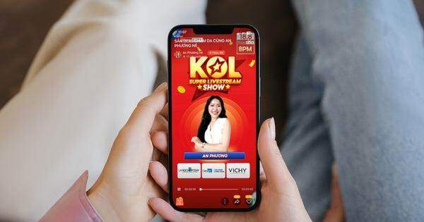 Shopee tích cực hỗ trợ nhà bán hàng ‘chốt đơn’ trực tiếp với Shopee Live