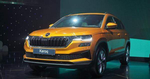 Skoda Karoq giá từ 999 triệu đồng, có gì để cạnh tranh Mazda CX-5?