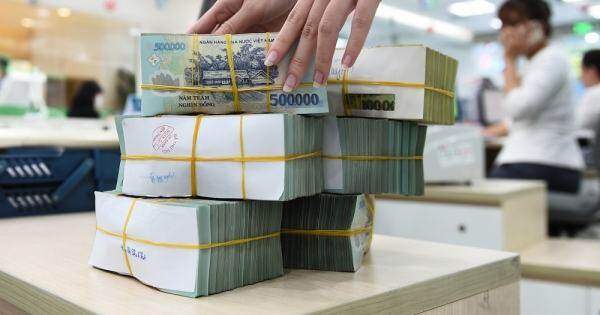 Ngân hàng đối mặt áp lực nợ xấu tăng