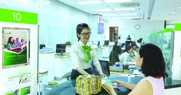 Chỉ giảm lãi suất chưa đủ giải tỏa ách tắc dòng vốn