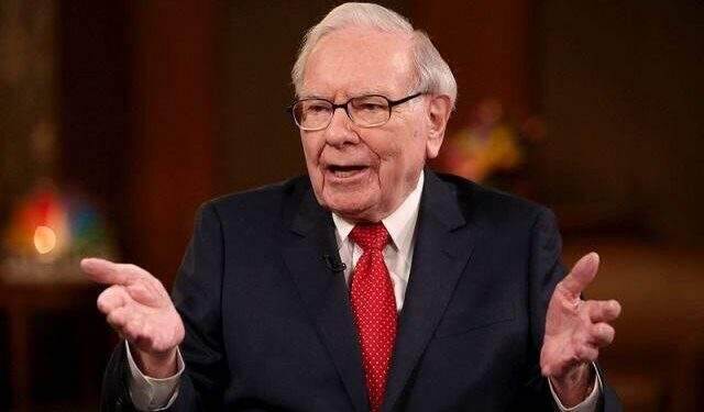 Warren Buffett: Cơ hội thành công tốt nhất của bạn đến từ 3 lựa chọn đơn giản