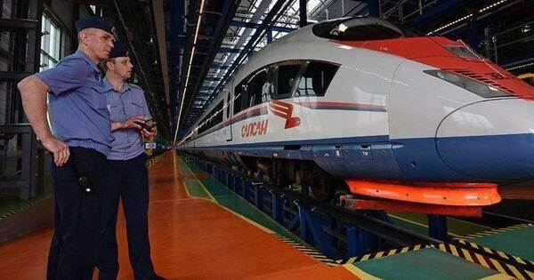 "Người Trung Quốc từng nói muốn đưa đường sắt cao tốc vào nước ta, sao giờ chỉ còn tiếng gió"?