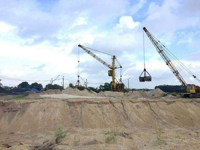 Ai đứng sau ba doanh nghiệp chi hàng trăm tỷ để trúng ba mỏ cát tại Hà Nội?