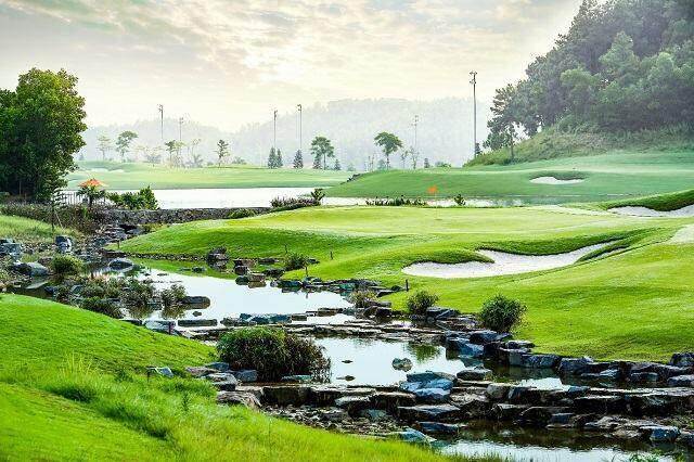 Chiêm ngưỡng vẻ đẹp hai sân golf nơi tổ chức sự kiện 2023 BRG Golf Hanoi Festival