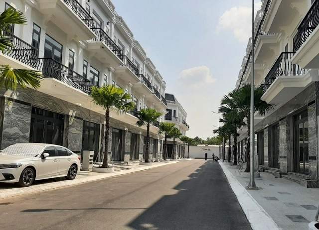 Chuyển hồ sơ 'khu biệt thự mọc trái phép' ở Vĩnh Long sang công an