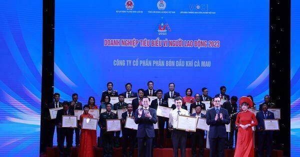 Phân bón Cà Mau nhận vinh danh "Doanh nghiệp tiêu biểu vì người lao động" năm 2023