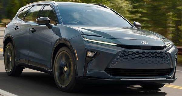 Toyota Crown Signia 2024, đối thủ mới của Hyundai Santa Fe