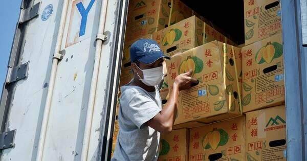 Việt Nam gần Trung Quốc nhưng phải mất 7 ngày mới xuất khẩu được xe sầu riêng