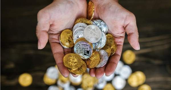 Khu sản xuất khí đốt biến thành xưởng 'đào' Bitcoin mỗi khi 'ế hàng', các ông chủ 'thà đốt sạch chứ không bán'