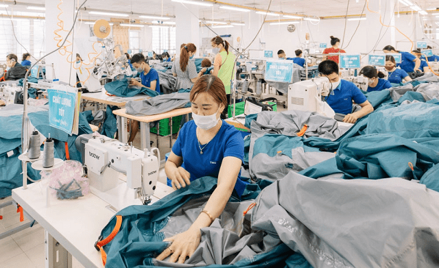 Doanh thu TNG tăng trưởng dương tháng thứ 5 liên tiếp