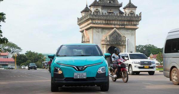 Tuyệt chiêu marketing có 1-0-2 của tỷ phú Phạm Nhật Vượng cho VinFast