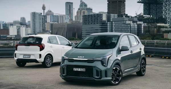 Kia Picanto 2024 có giá từ 295 triệu đồng