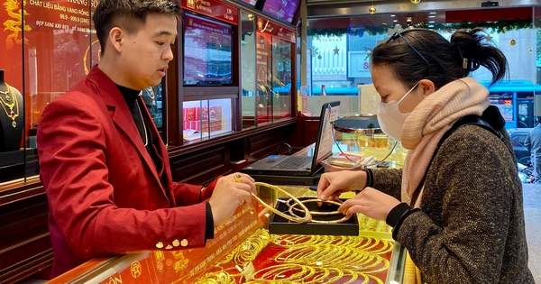 Lập sàn giao dịch, 'hút' hàng trăm tấn vàng trong dân?